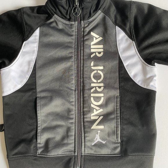 Air Jordan Gray Black White Zip Up Track Jacket Spell out Size Boys 3 Toddler - Picture 4 of 10